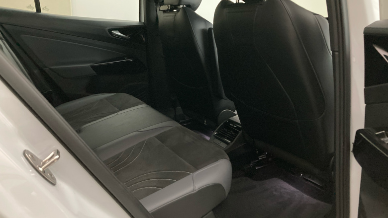 Volkswagen ID.4 109kW Life Pure 52kWh 5dr Auto Electric Estate